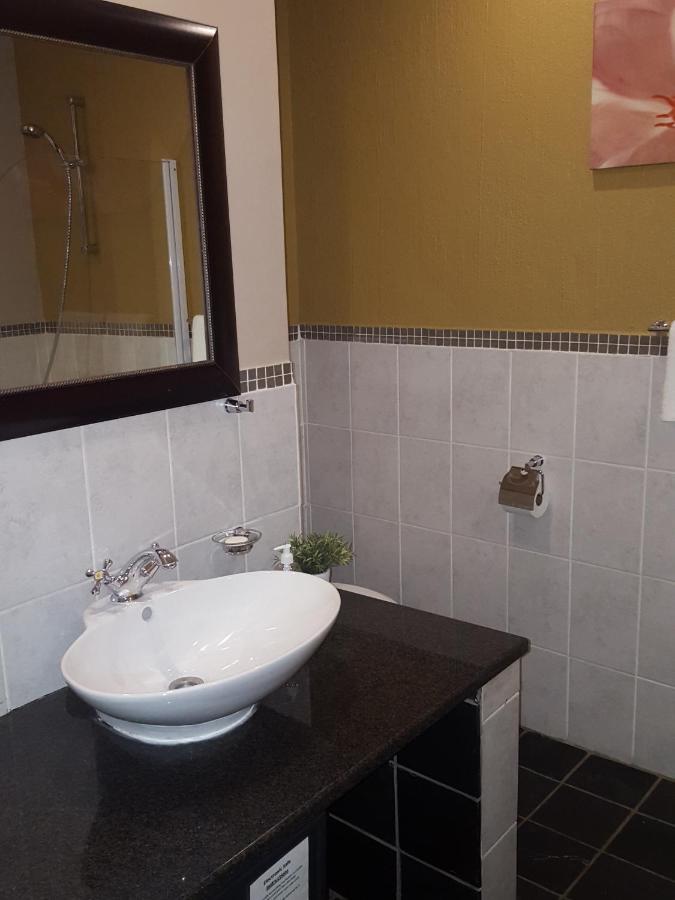 Bed and Breakfast Grace Place Bnb Pretoria-Noord Exterior foto