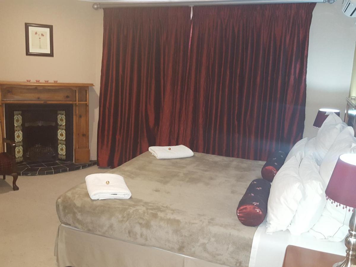 Bed and Breakfast Grace Place Bnb Pretoria-Noord Exterior foto